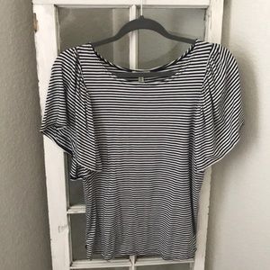 Black and white stripe top